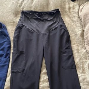 Mandala maternity petite medium scrub bottom cargo pants in black